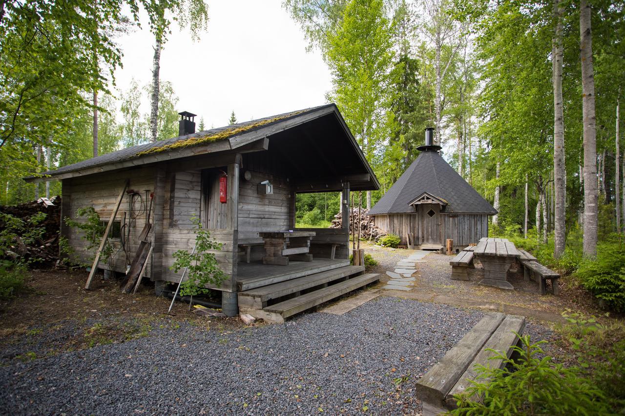 Hotel Kuus-Hukkala Harkala  Exterior foto