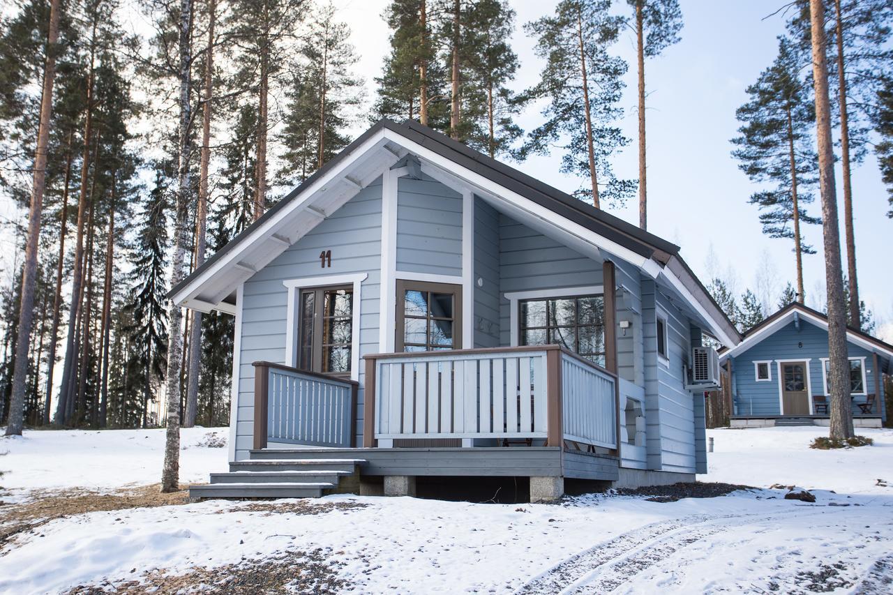 Hotel Kuus-Hukkala Harkala  Exterior foto